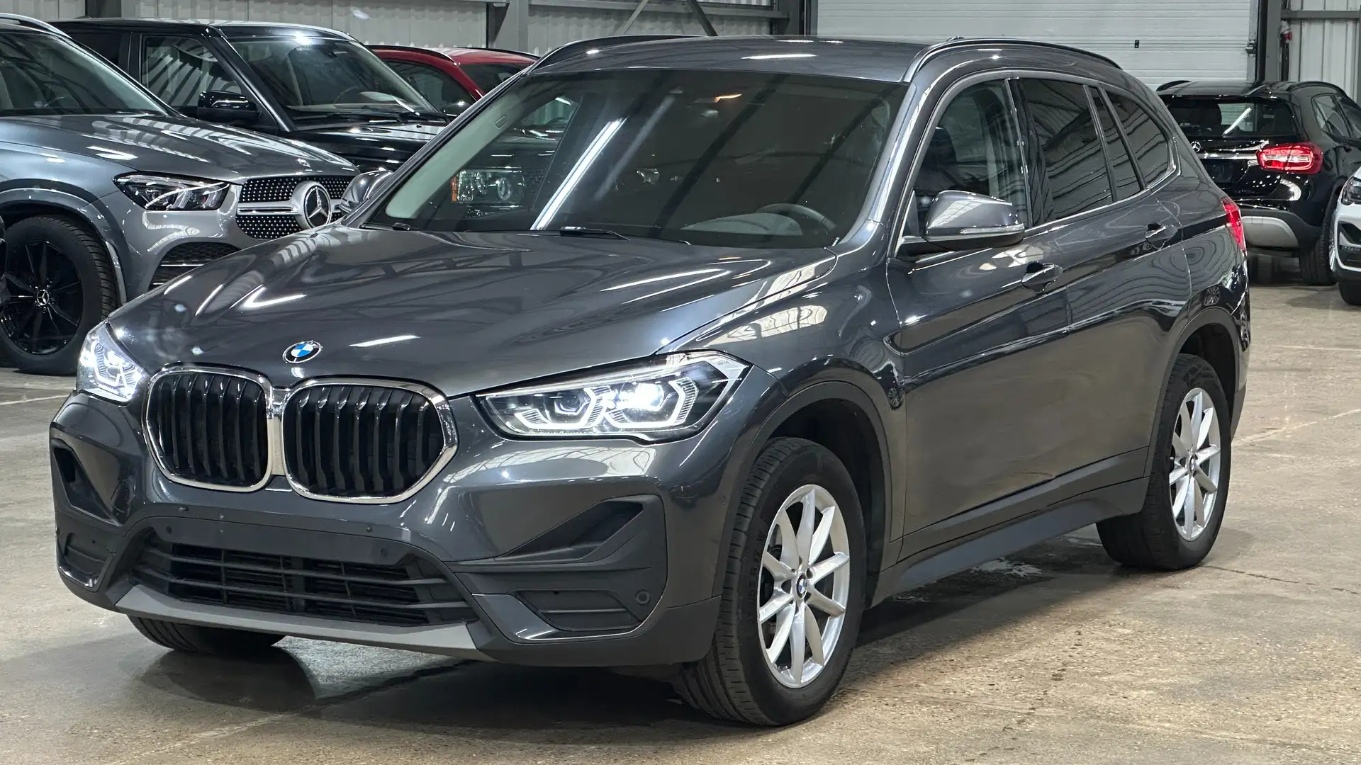 BMW X1 1.5 d sDrive16 AdBlue (EU6AP) Gris - 1