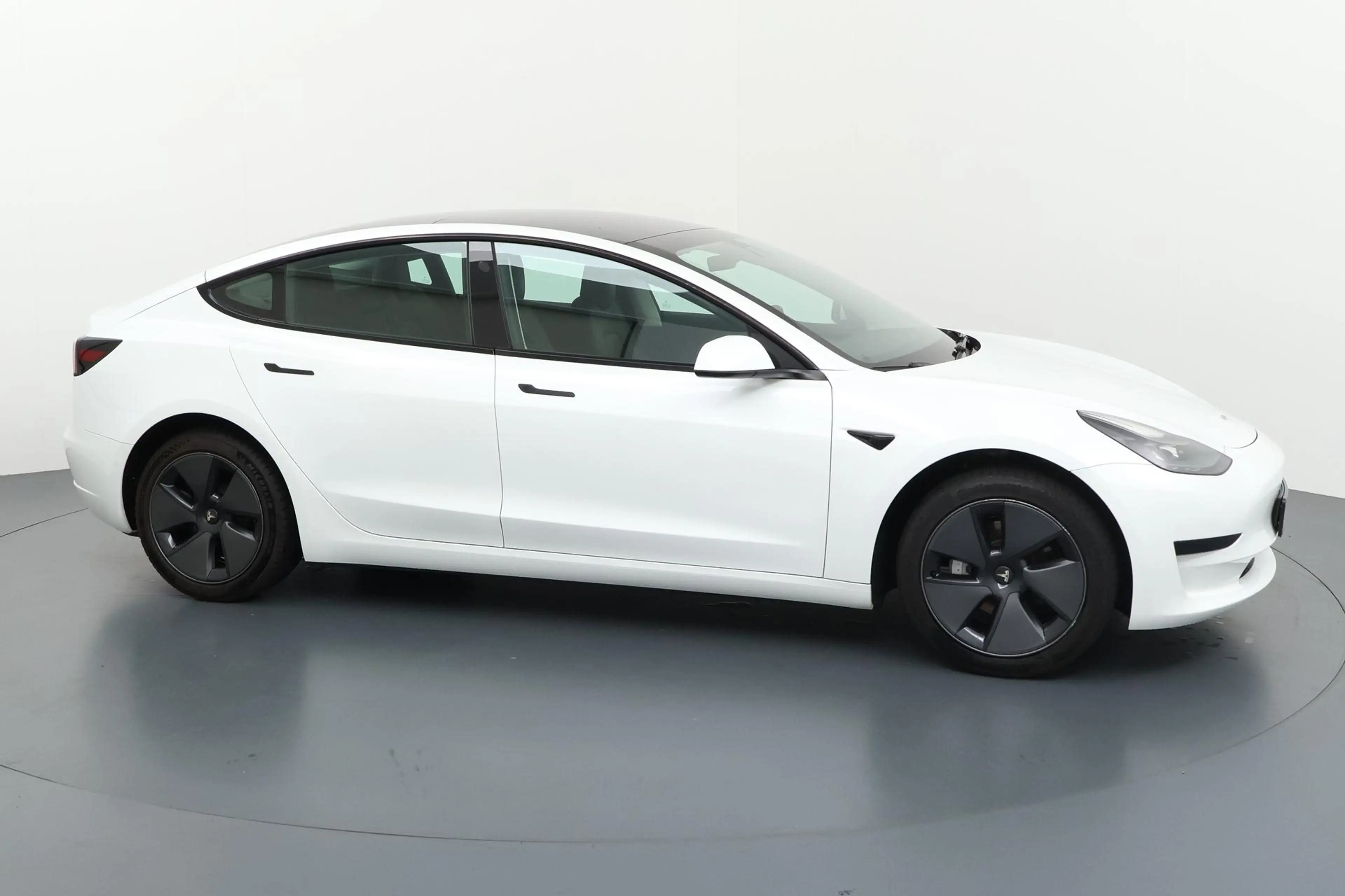 Tesla Model 3 Standard RWD Plus 60 kWh Betaalbaar instapmodel in — photo 27