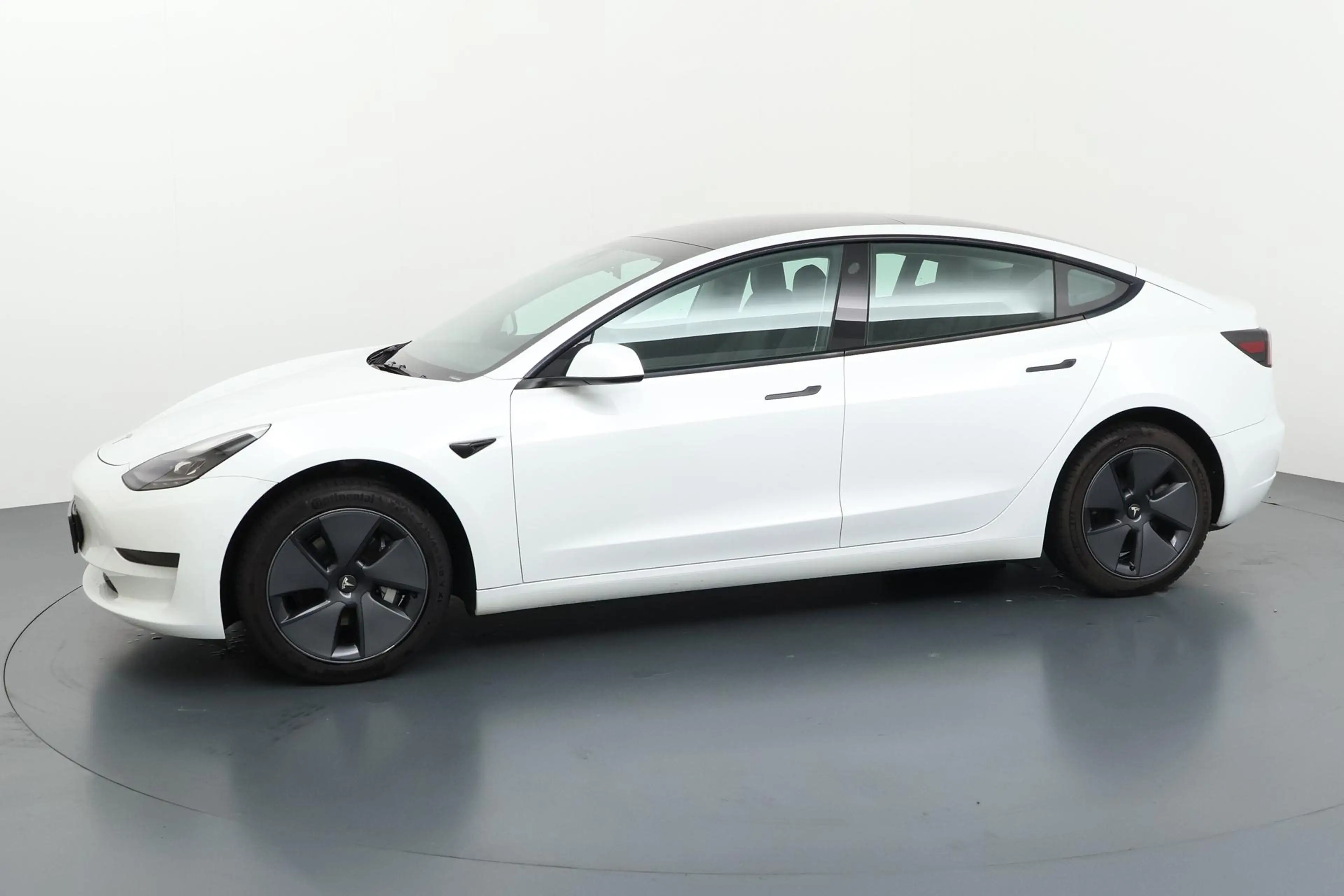 Tesla Model 3 Standard RWD Plus 60 kWh Betaalbaar instapmodel in — photo 21