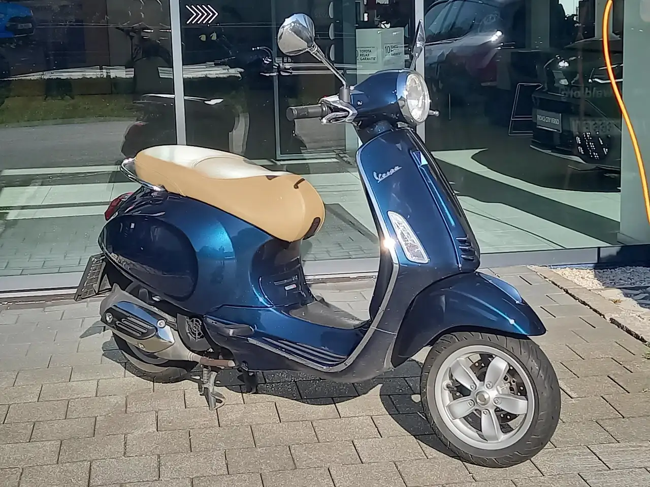 Vespa Primavera 125