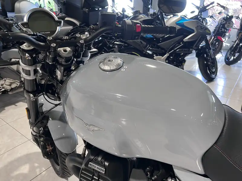 Moto Guzzi V 7 - foto 7