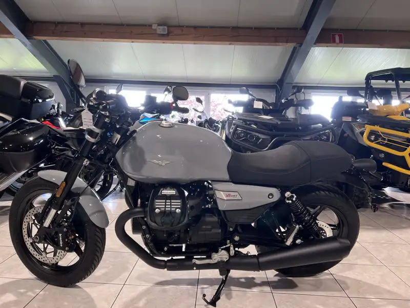 Moto Guzzi V 7 - foto 4