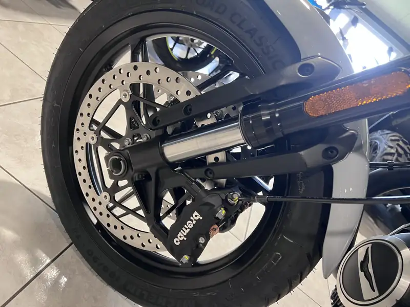 Moto Guzzi V 7 - foto 6