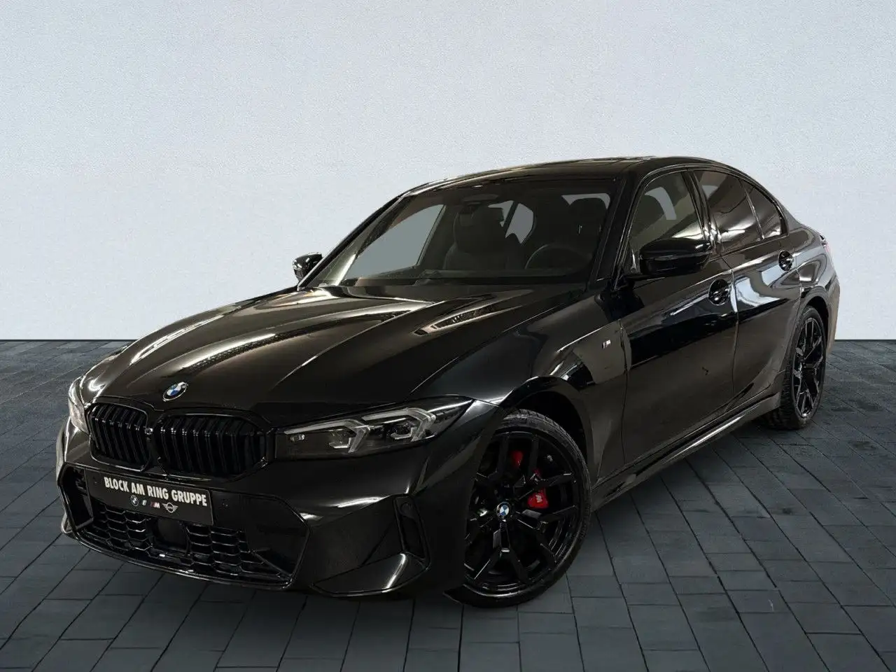 BMW 330