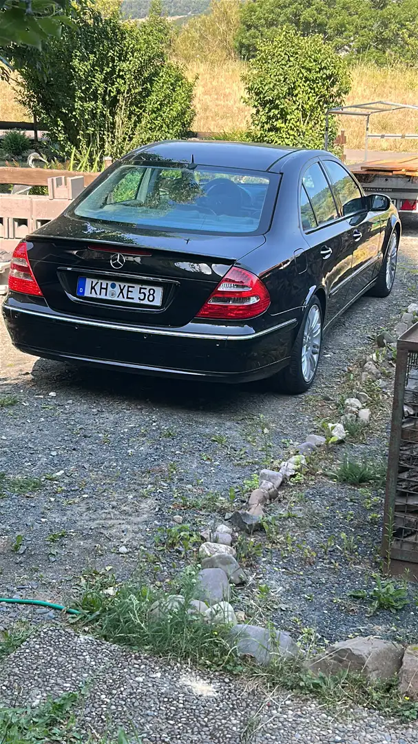 Mercedes-Benz E 320 E 320 4Matic (211.082) Nappa Leder Avantgarde Schwarz - 2