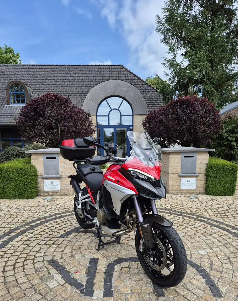 Ducati Multistrada V4 S