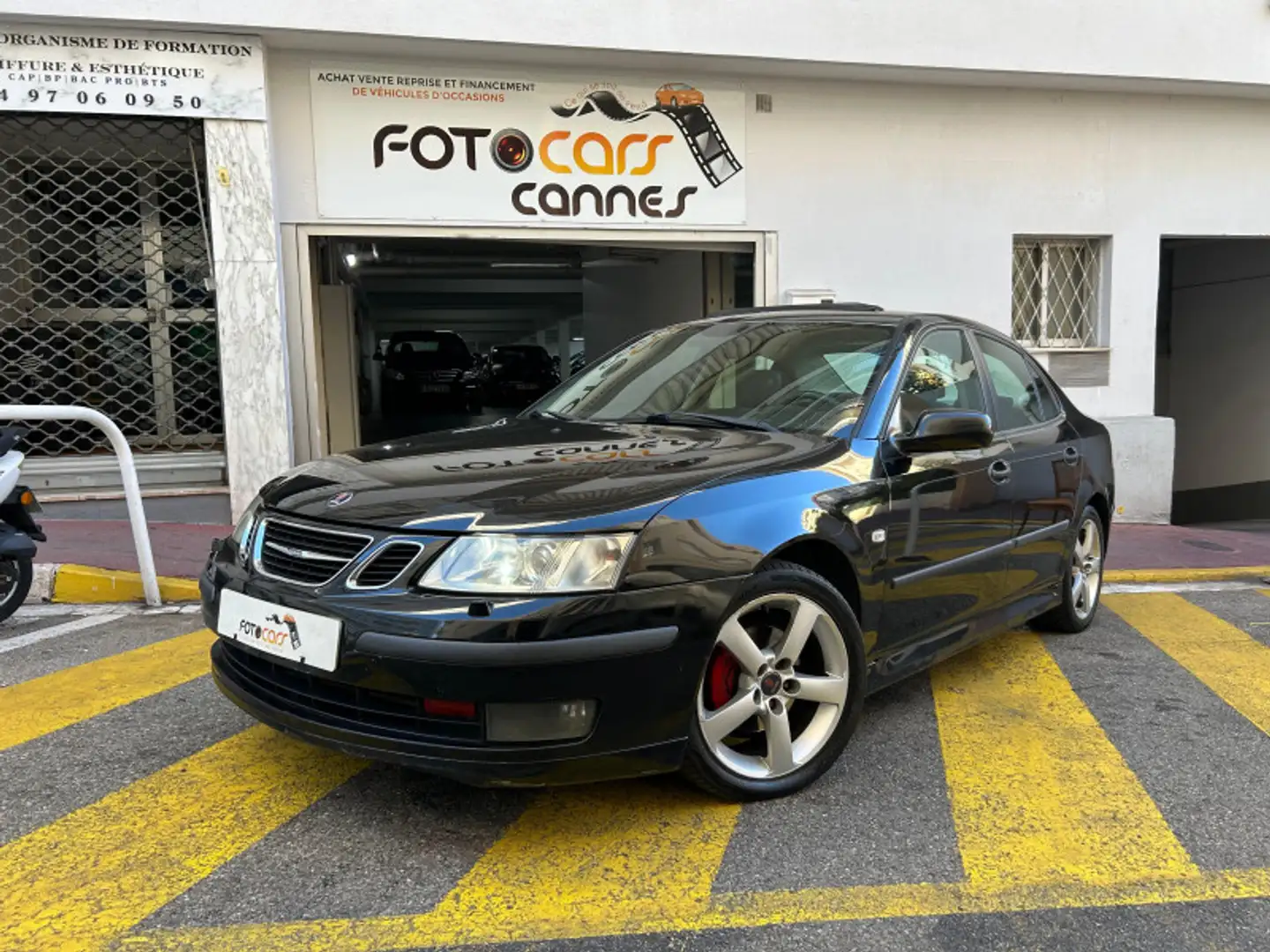 Saab 9-3 2.2 TID125 VECTOR Noir - 1