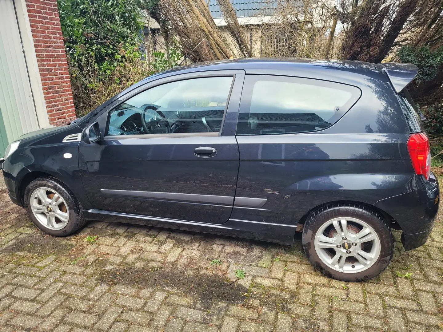 Chevrolet Aveo 1.2 16V LS+ Zwart - 2