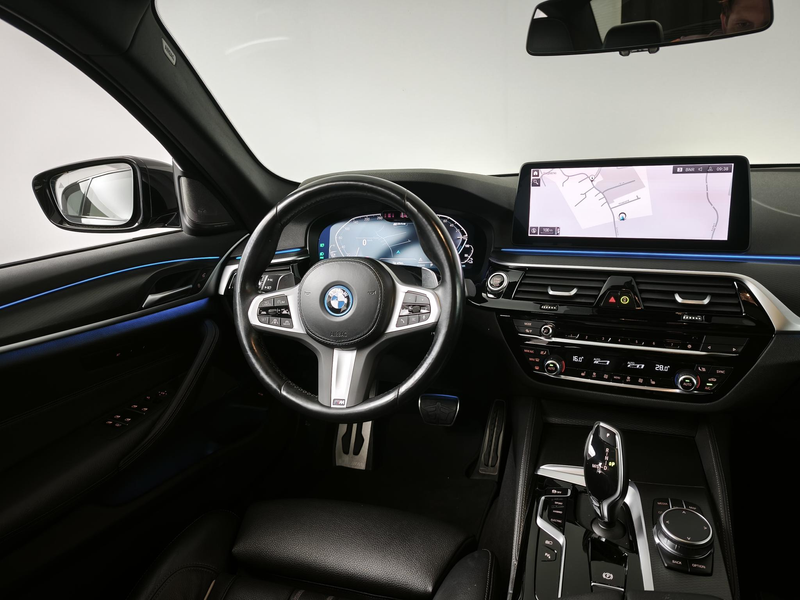 BMW 530 5-serie 530e xDrive High Executive | M-Sport | Sch — photo 10