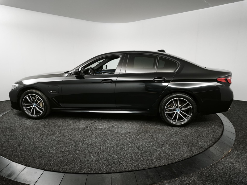 BMW 530 5-serie 530e xDrive High Executive | M-Sport | Sch — photo 16