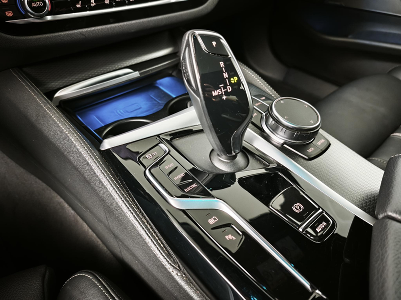 BMW 530 5-serie 530e xDrive High Executive | M-Sport | Sch — photo 26