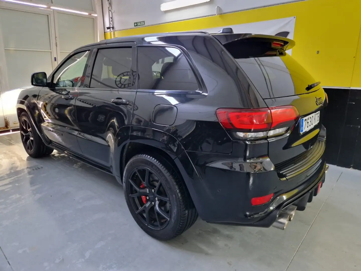 Jeep Grand Cherokee 6.4 V8 Hemi SRT Negro - 2