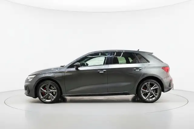 Audi A3 view 5