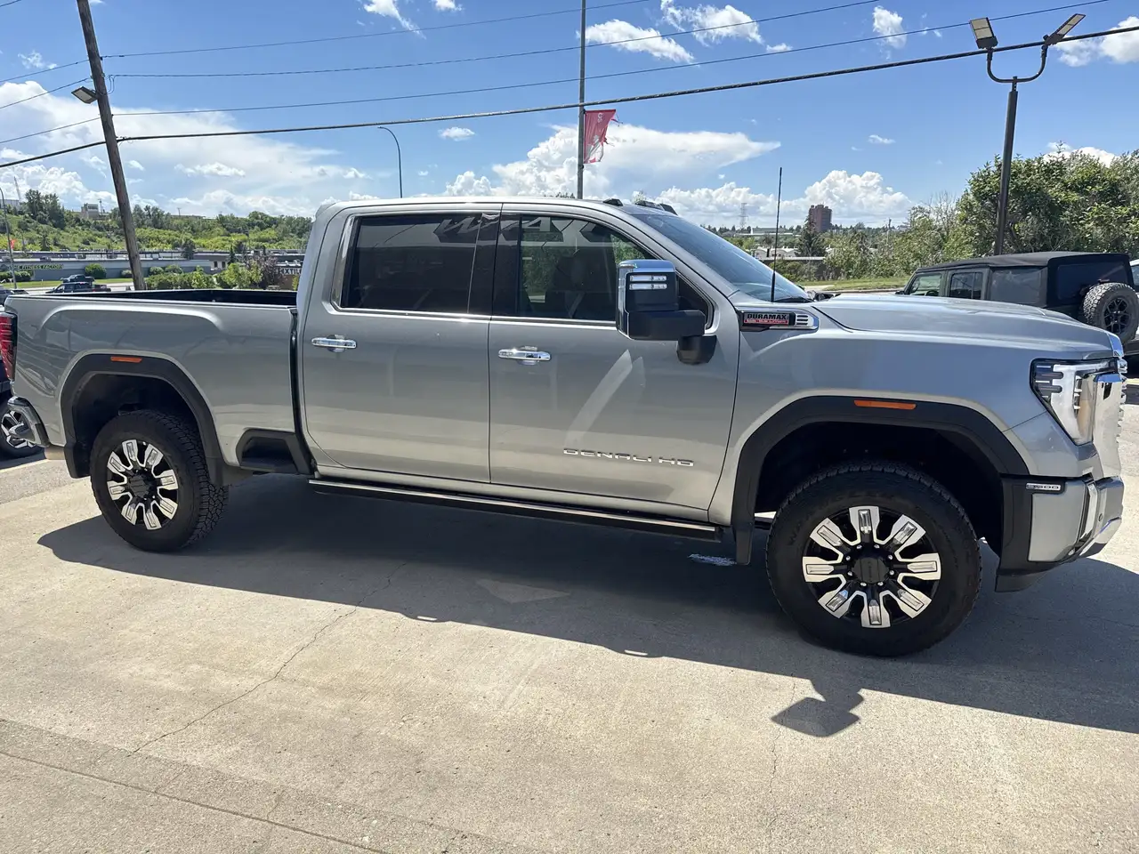 GMC Sierra 3500HD снимка GMC Sierra 3500HD