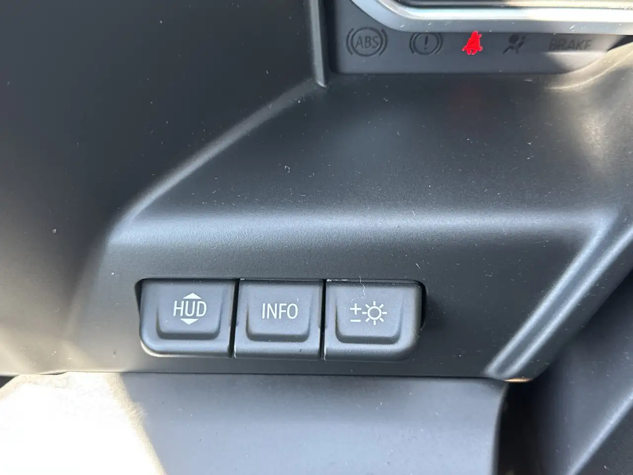 GMC Sierra 3500HD снимка GMC Sierra 3500HD