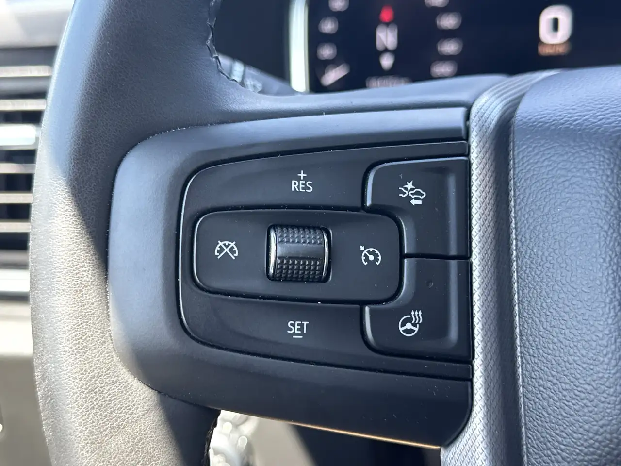 GMC Sierra 3500HD снимка GMC Sierra 3500HD