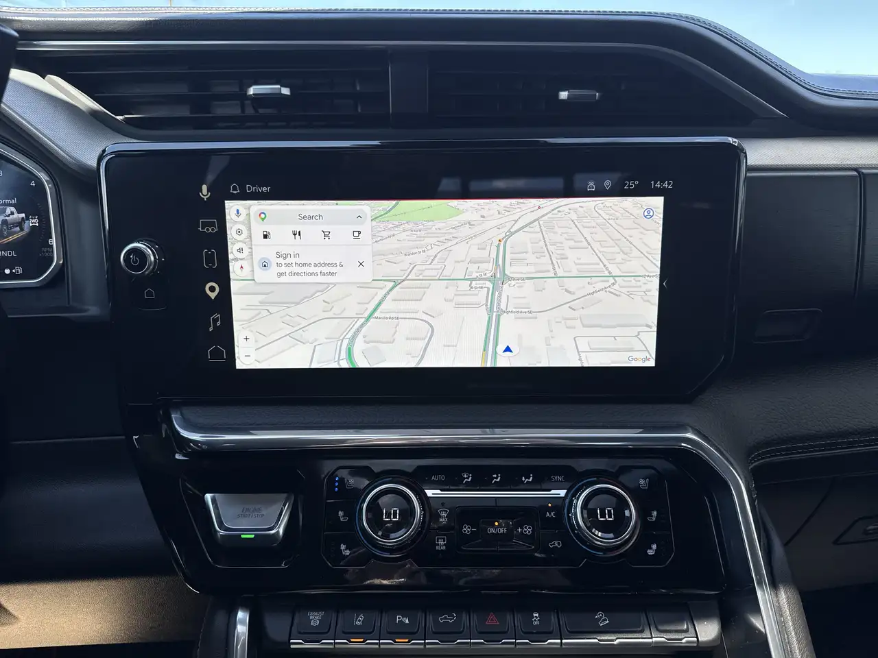 GMC Sierra 3500HD снимка GMC Sierra 3500HD