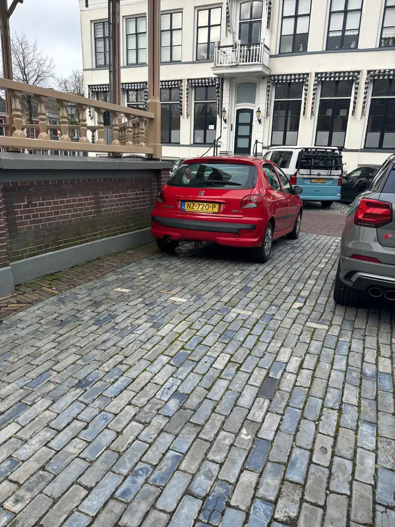 Peugeot 206 1.1 XR Rood - 1