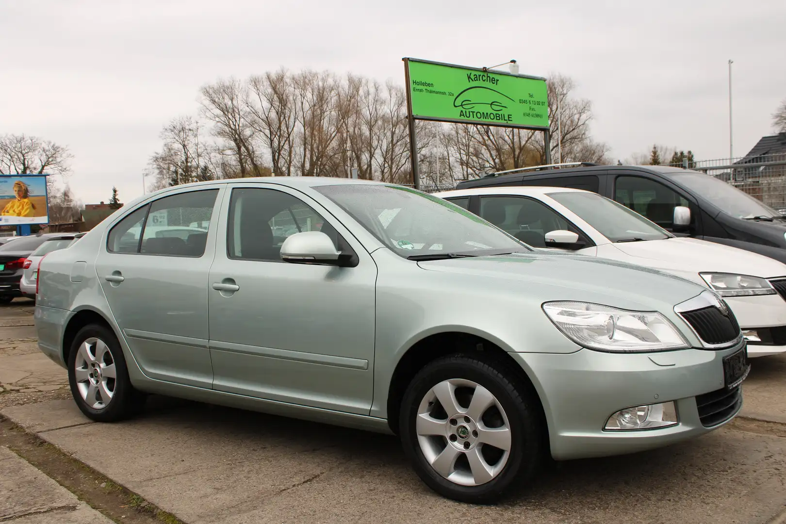 Skoda Octavia Elegance*Xenon*DSG*PDC*AHK*SH*WR/SR Grün - 1