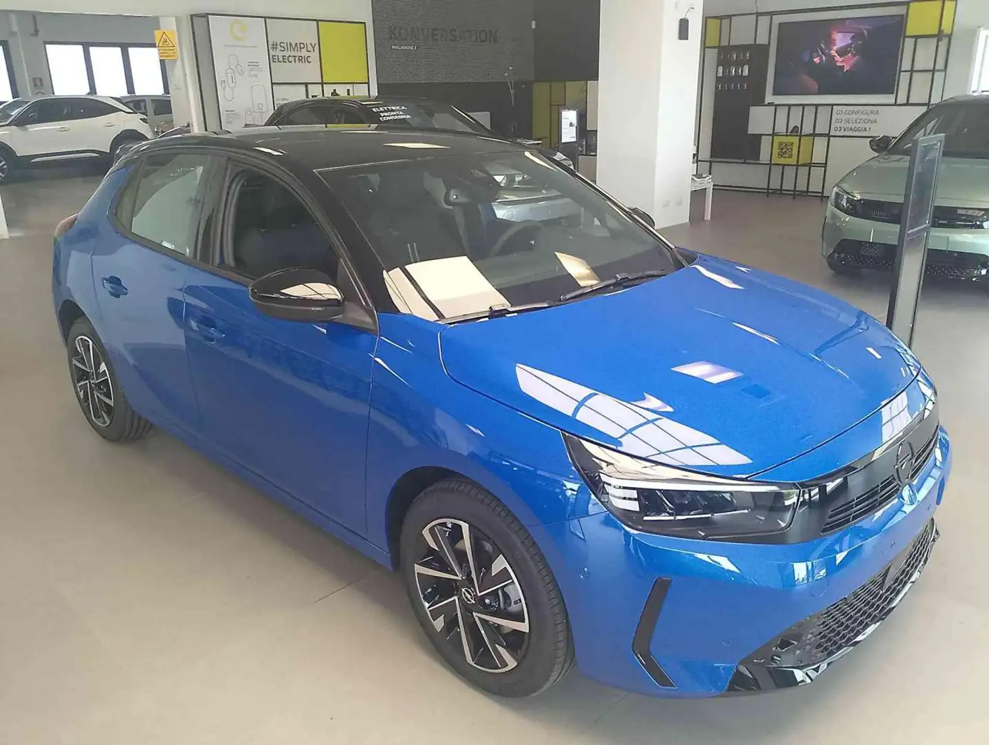 Opel Corsa Hybrid 110 CV aut. GS Bleu - 1