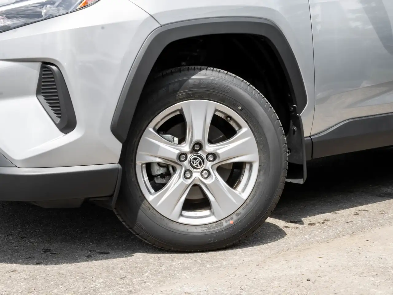 Toyota RAV 4 photo Toyota RAV 4