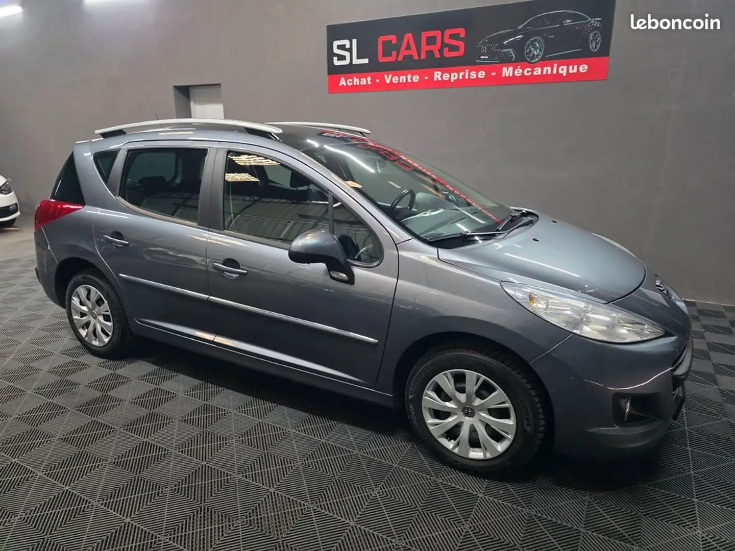 Peugeot 207 1.4l 95ch Urban Move - 1