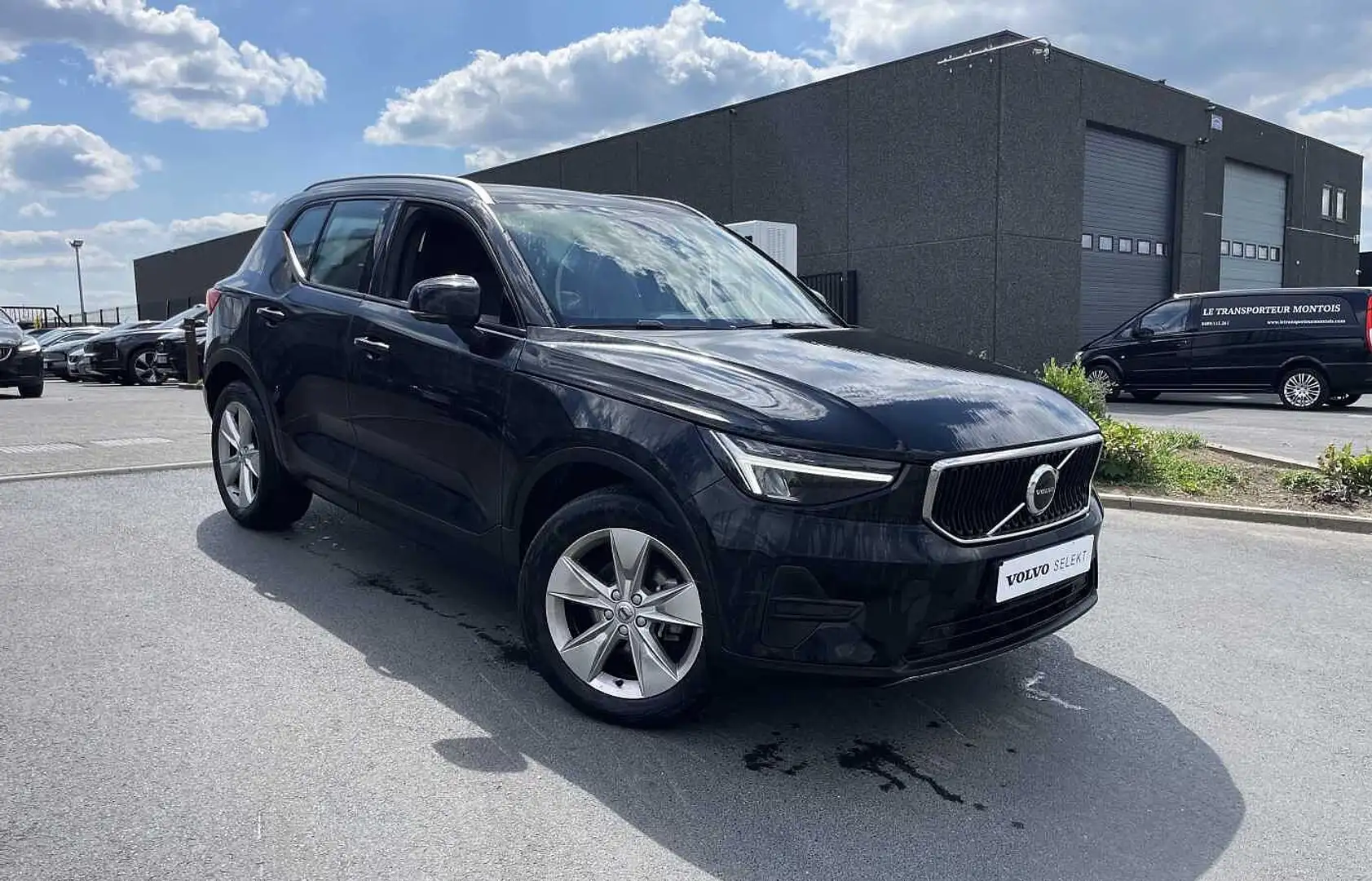 Volvo XC40 Core, T2 Automatique Noir - 2
