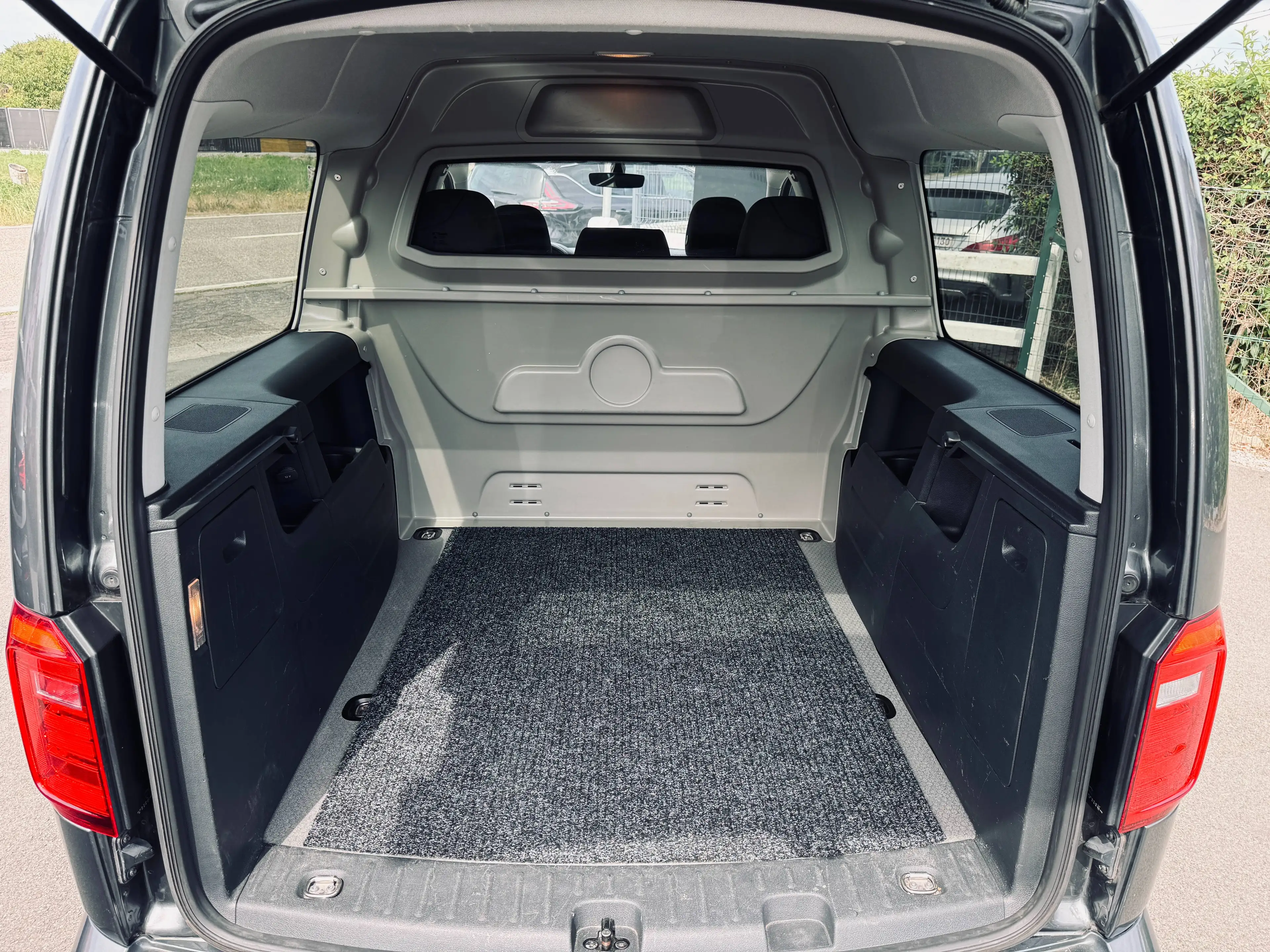 Volkswagen Caddy 2.0 CR TDi Maxi Double cabine, Utilitaire, Garantie 1an — photo 3