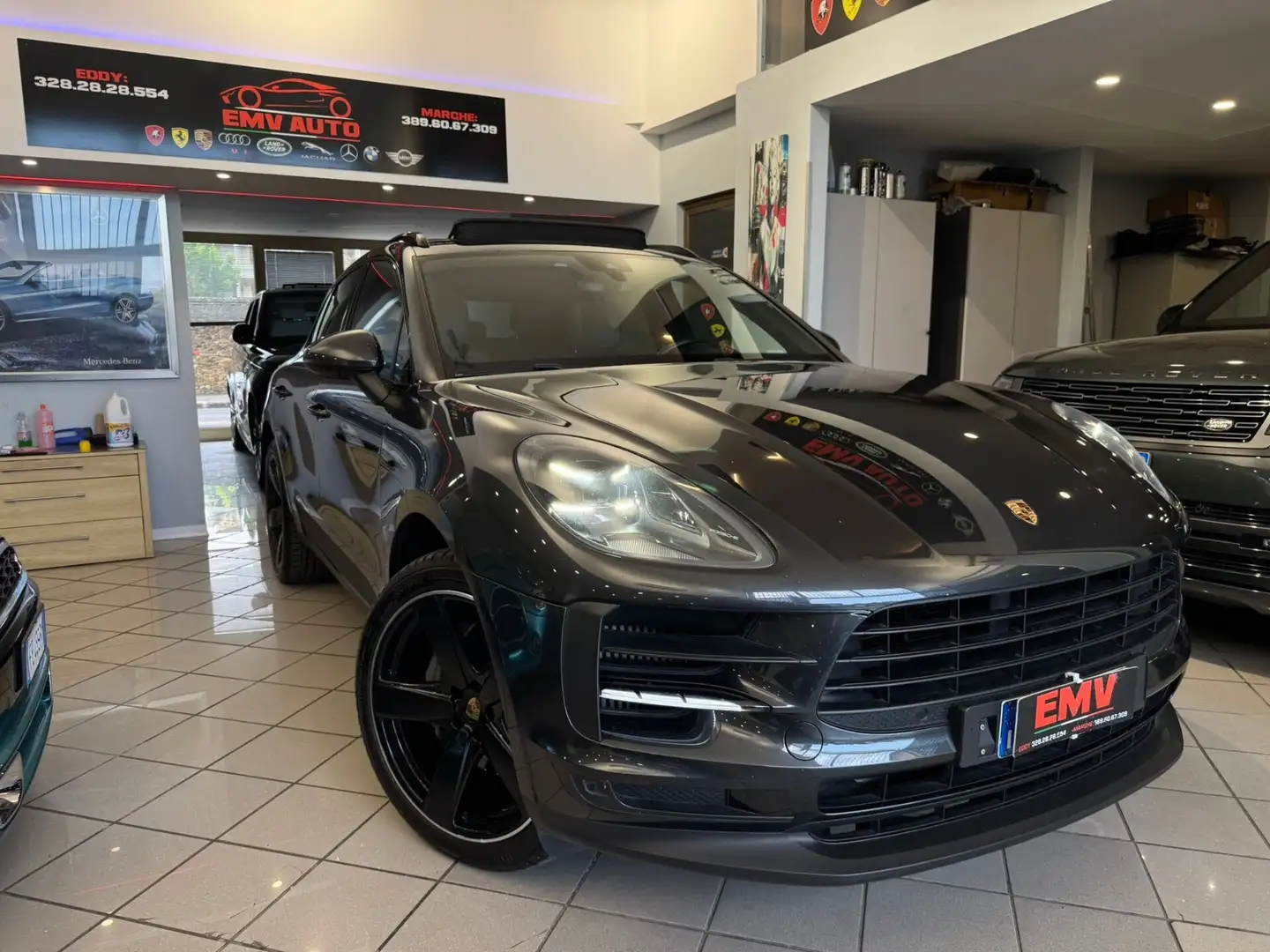 Porsche Macan 3.0 S Zwart - 1