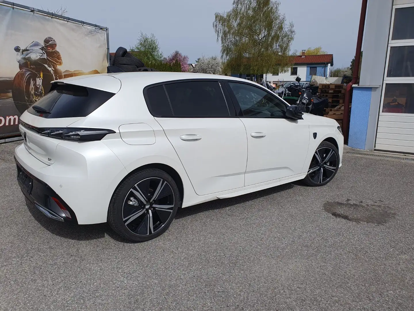Peugeot 308 308 GT BHDI EAT8 Weiß - 2