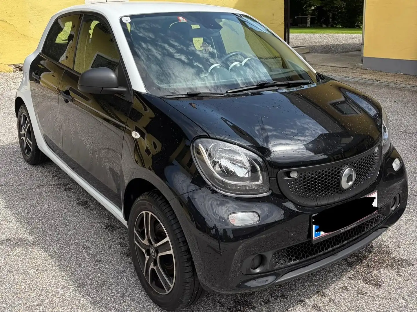 smart forFour Schwarz - 1