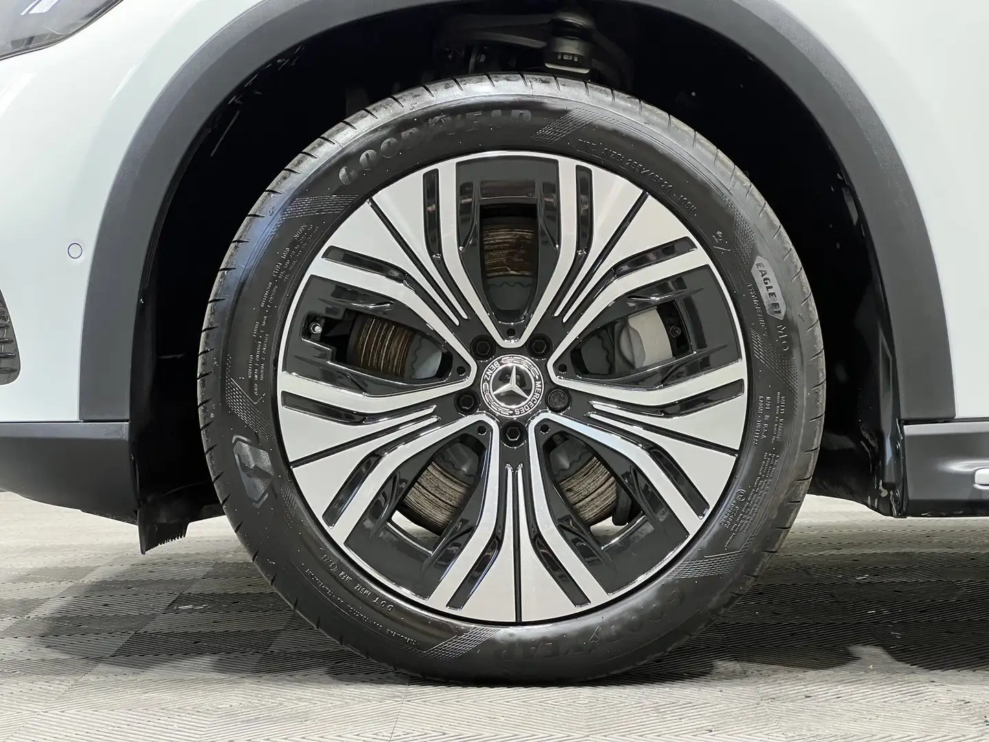 Mercedes-Benz EQE SUV EQE 350+ Electric Art Premium 22KW+HuD+Trittbret Weiß - 2