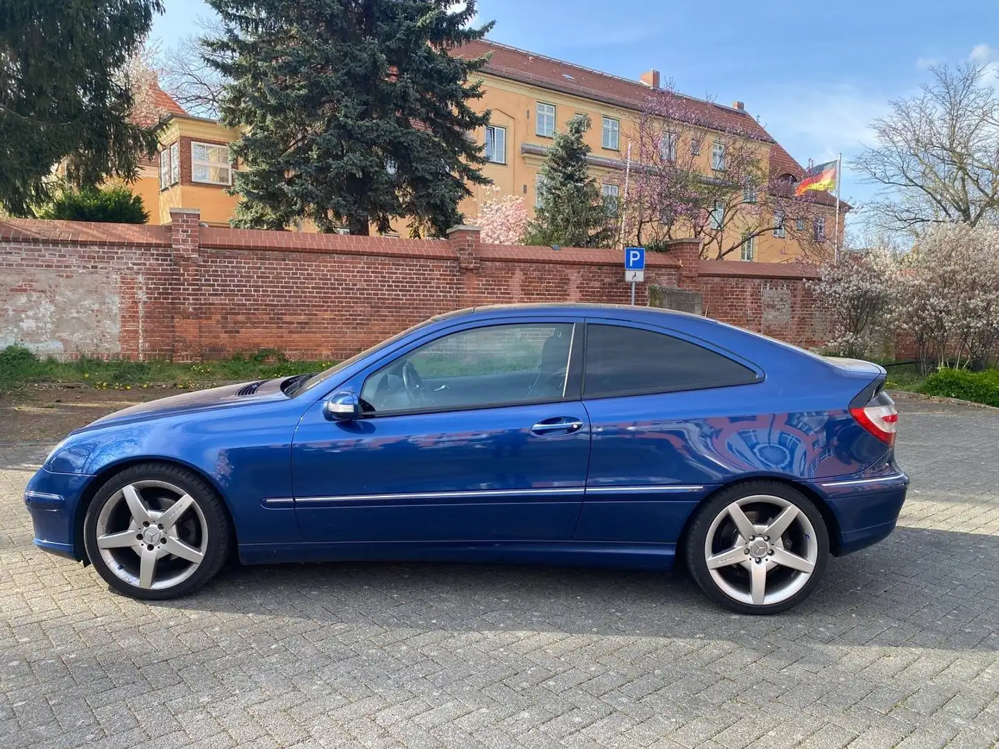 Mercedes-Benz C 320 C-Klasse Sportcoupe, Panoramadach, TÜV Okt 2026 Albastru - 2
