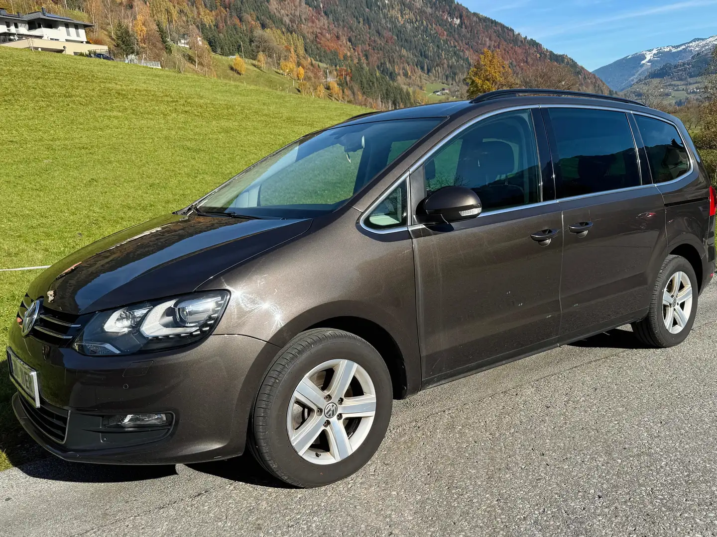Volkswagen Sharan Sharan Karat BMT 2,0 TDI DPF 4Motion Karat Braun - 1