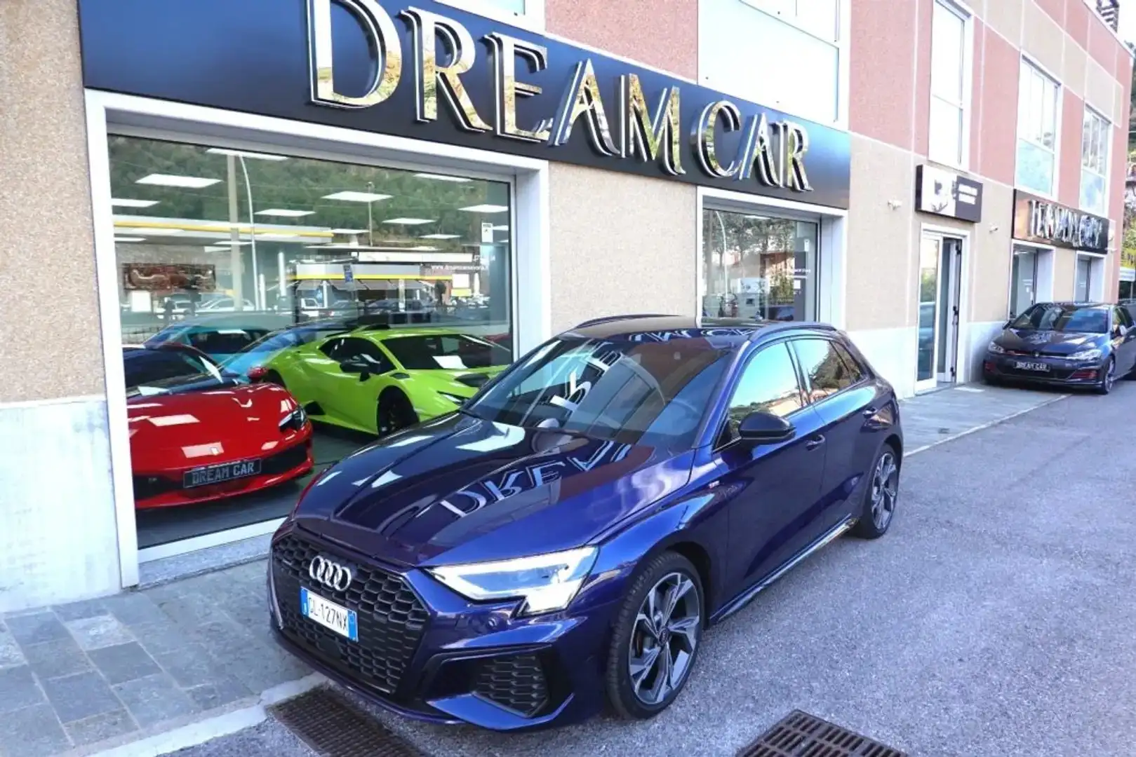 Audi A3 SPB 40 TDI quattro S-tronic S-line GANCIO TRAINO Blau - 1