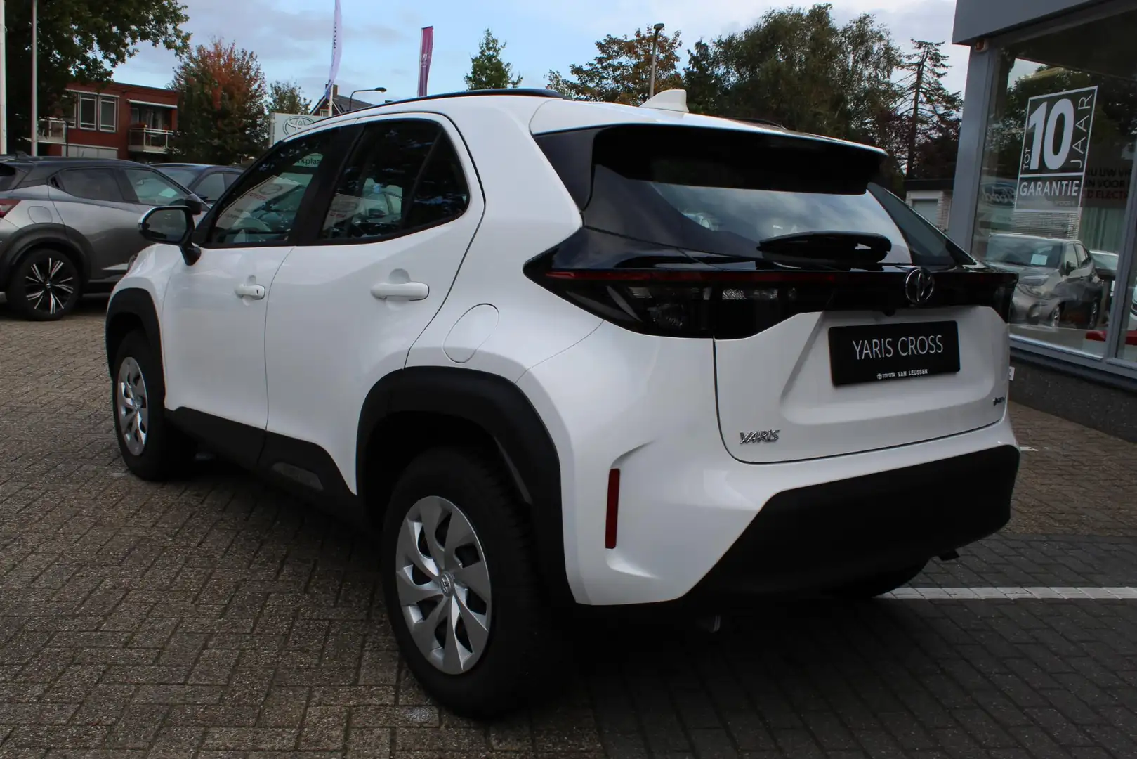 Toyota Yaris Cross 1.5 Hybrid 115 PAS.STOEL IN HOOGTE VERSTELBAAR ALL - 2