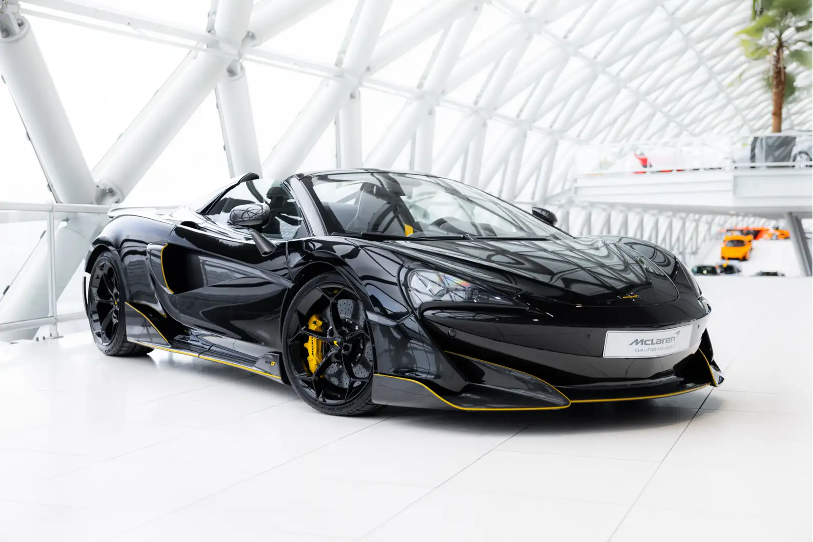 McLaren 600LT Spider 3.8 V8 | Senna Seats | Carbon Exterior | Ye Schwarz - 1
