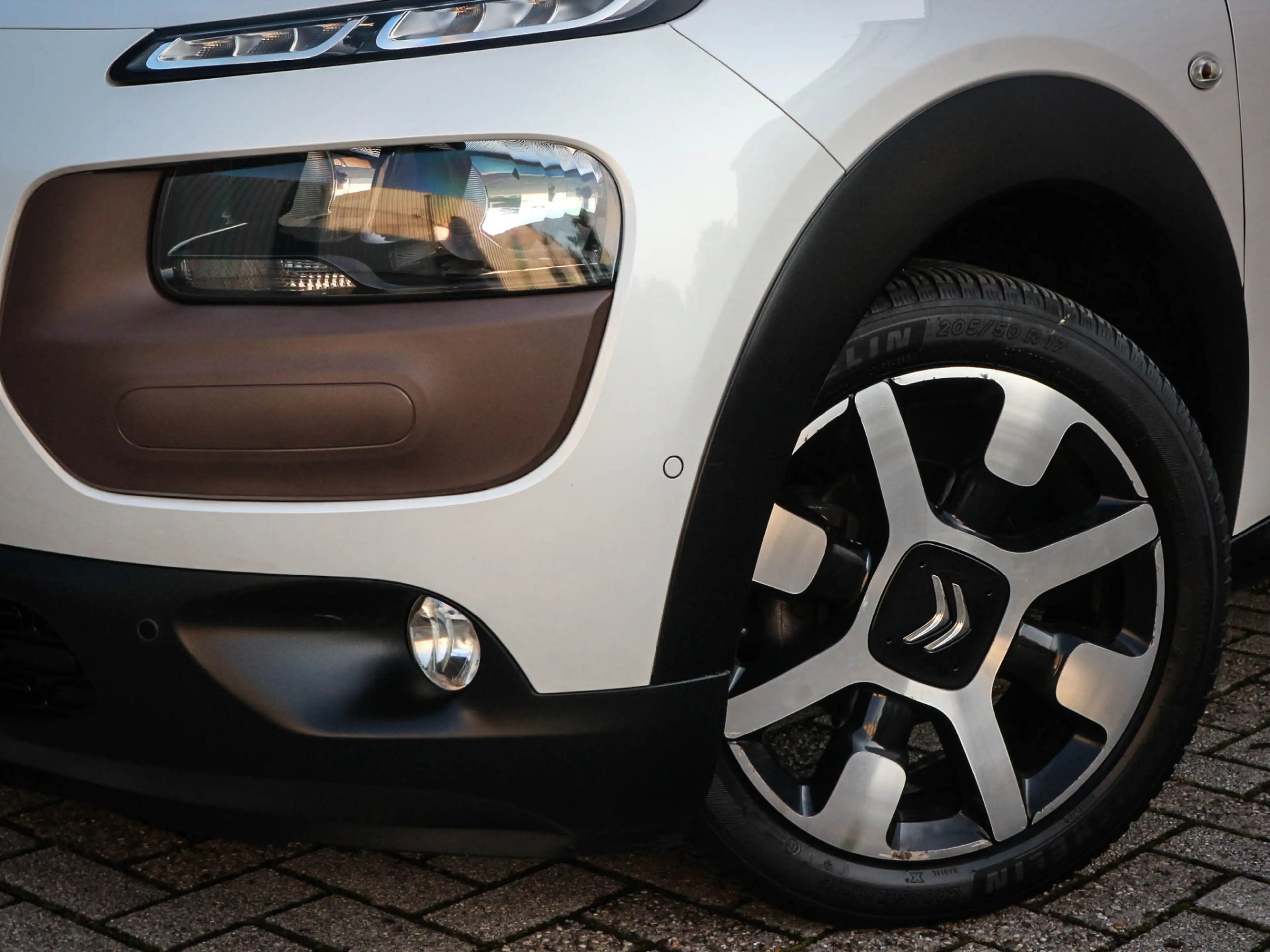 Citroen C4 Cactus 1.2 e-VTi Shine | Clima | Cruise | Navi | 17 inch — photo 6