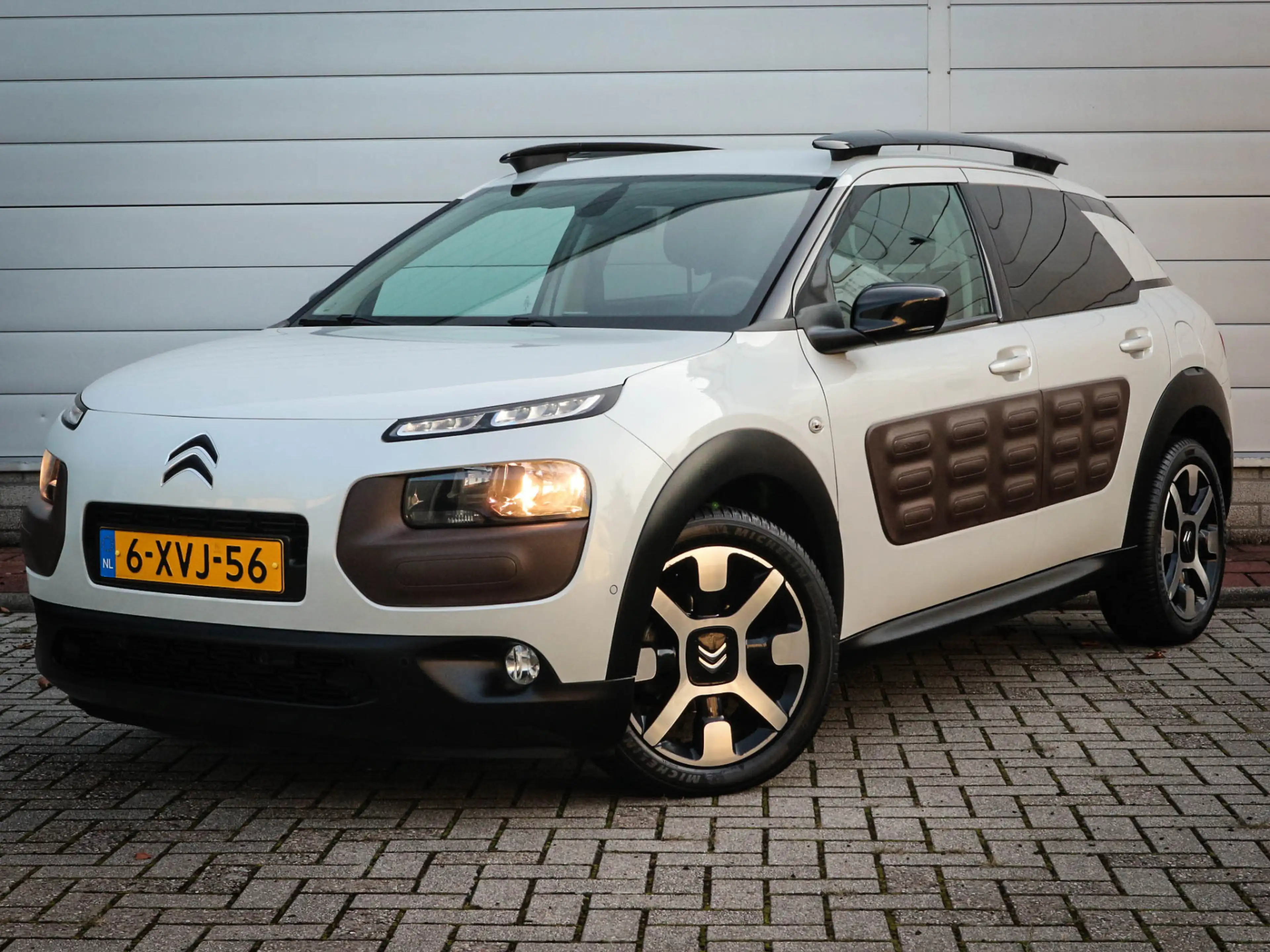 Citroen C4 Cactus 1.2 e-VTi Shine | Clima | Cruise | Navi | 17 inch — photo 8