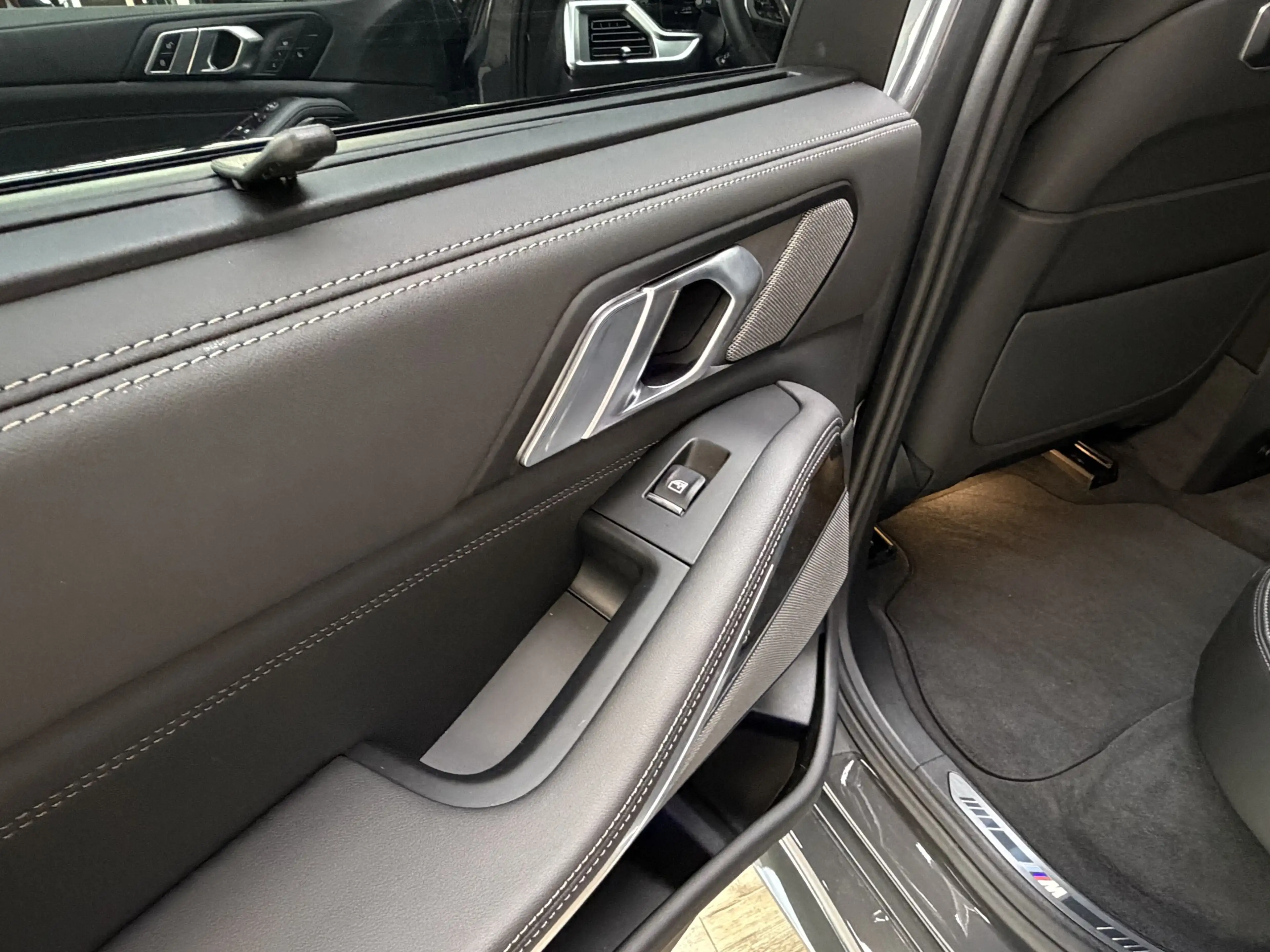 BMW X5 xDr50e M Sport Pro 22Zoll Pano Sitzlüft. AHK — photo 20