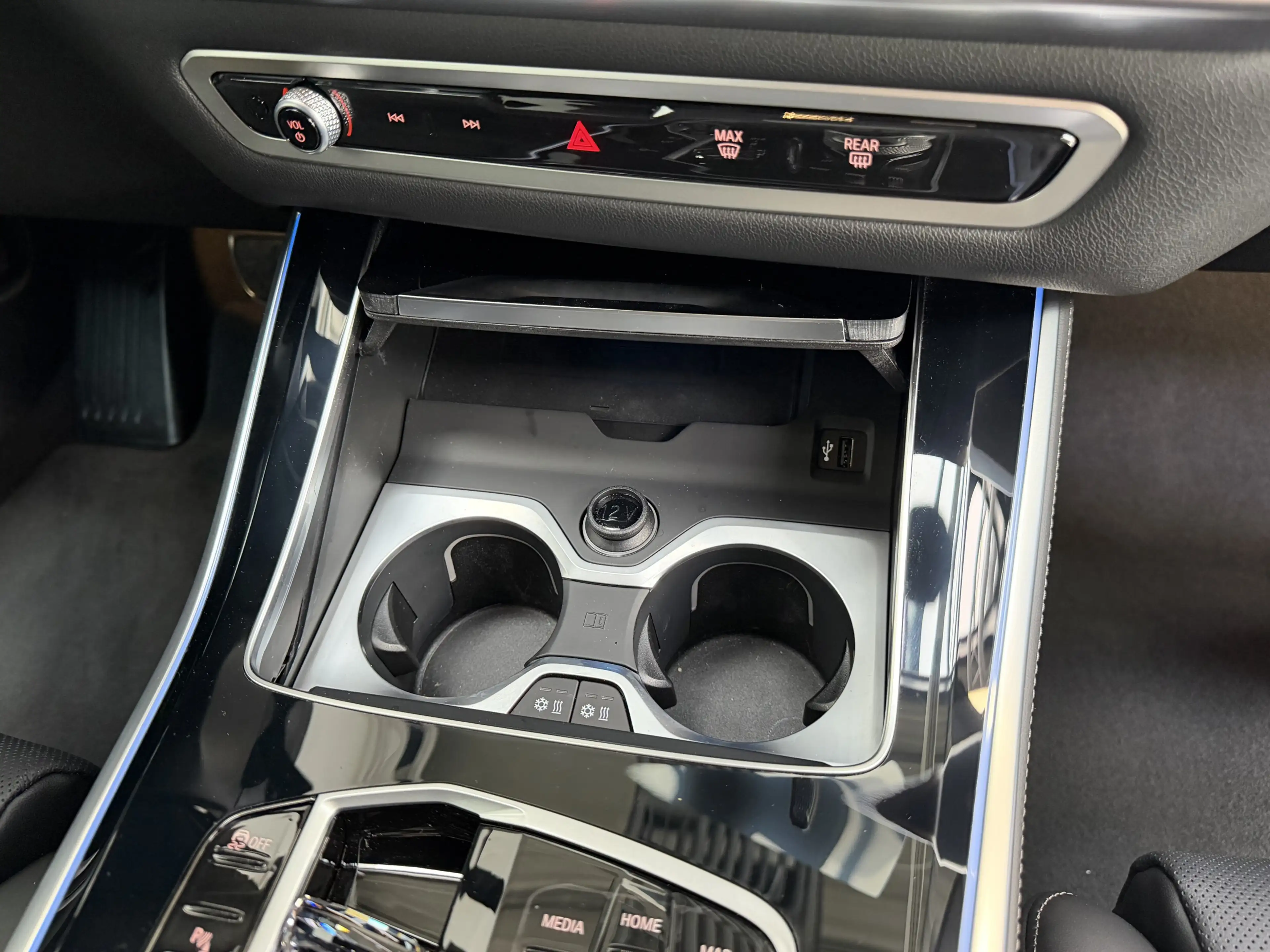 BMW X5 xDr50e M Sport Pro 22Zoll Pano Sitzlüft. AHK — photo 33