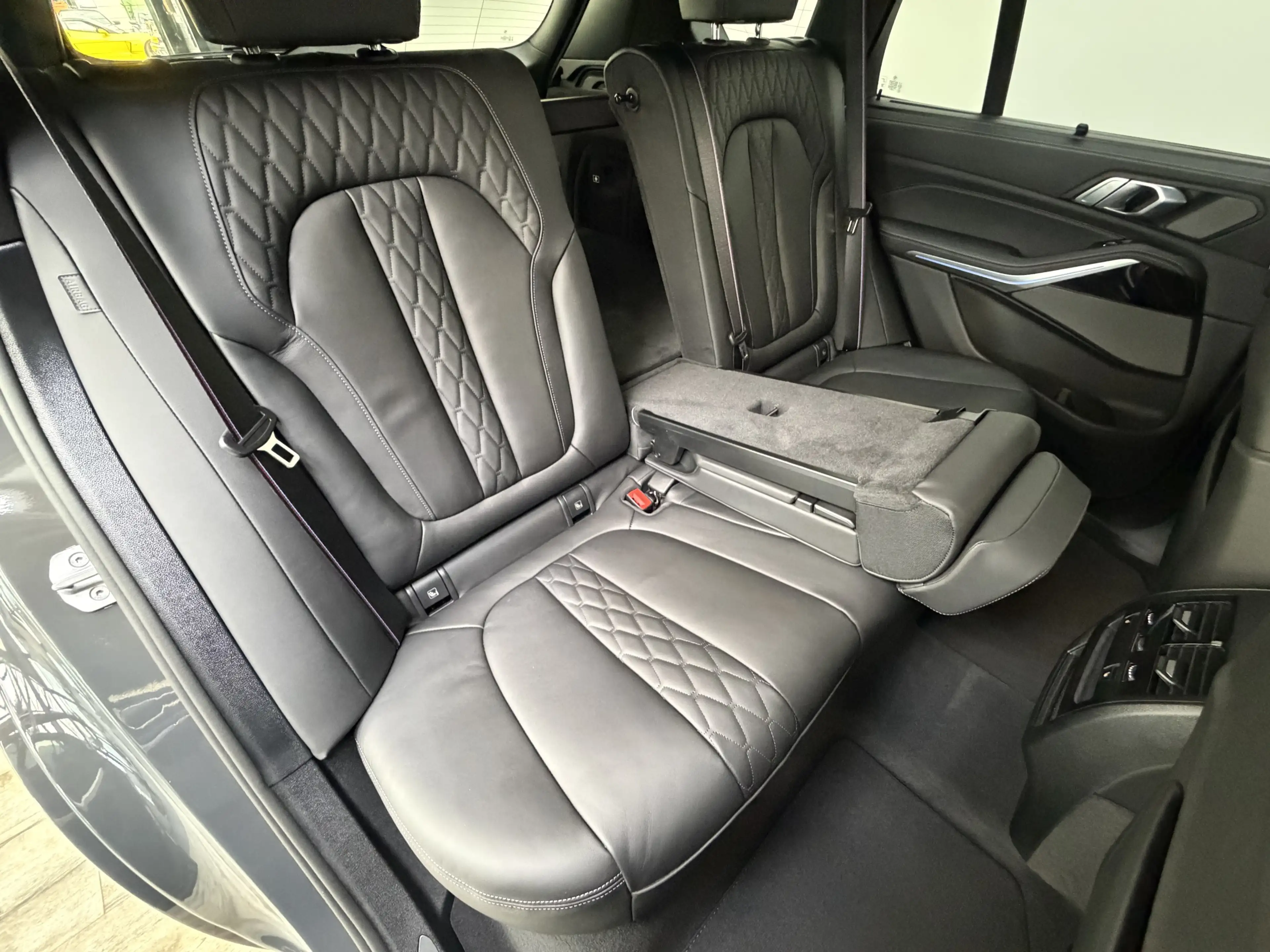 BMW X5 xDr50e M Sport Pro 22Zoll Pano Sitzlüft. AHK — photo 26