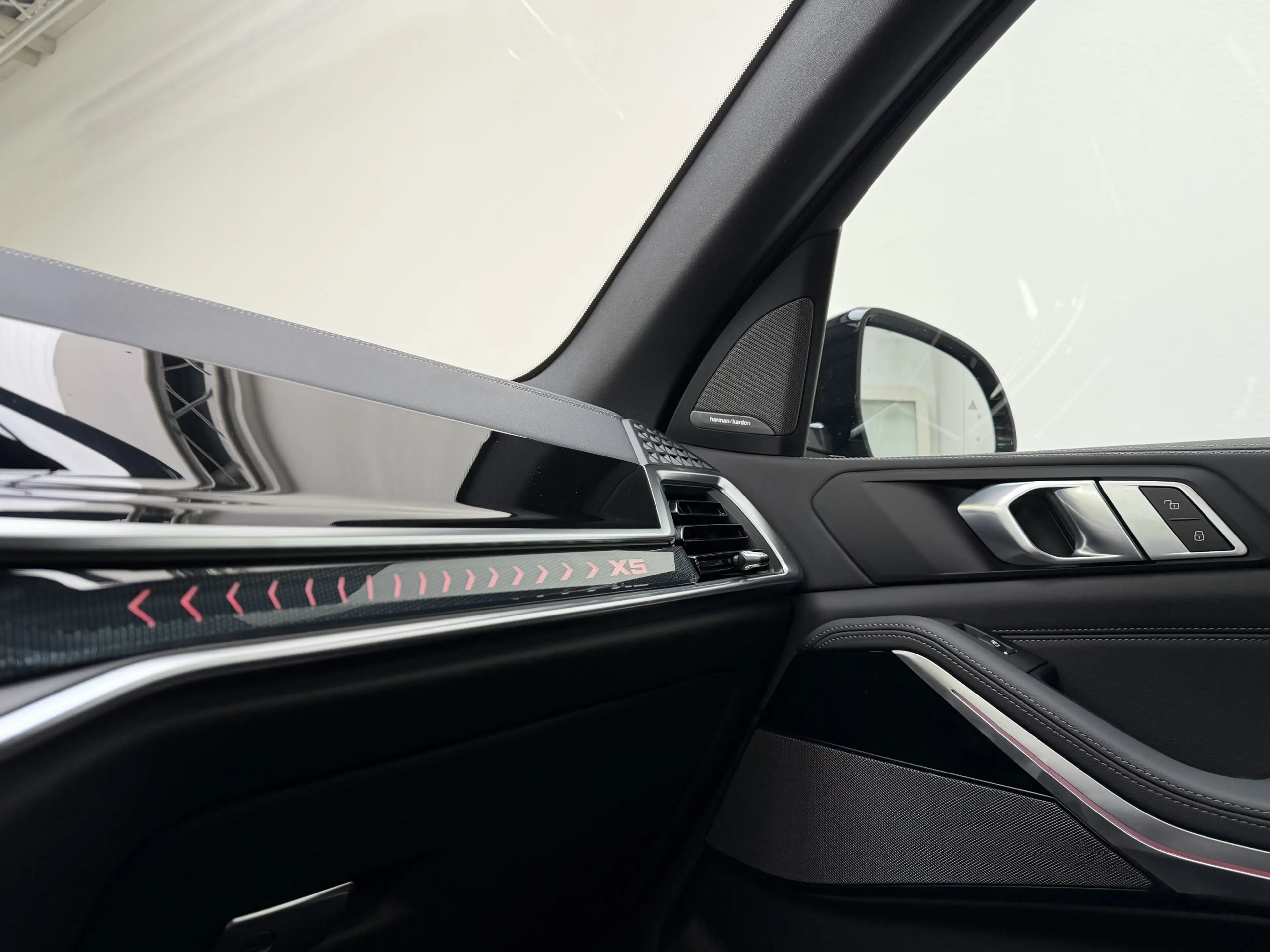 BMW X5 xDr50e M Sport Pro 22Zoll Pano Sitzlüft. AHK — photo 12