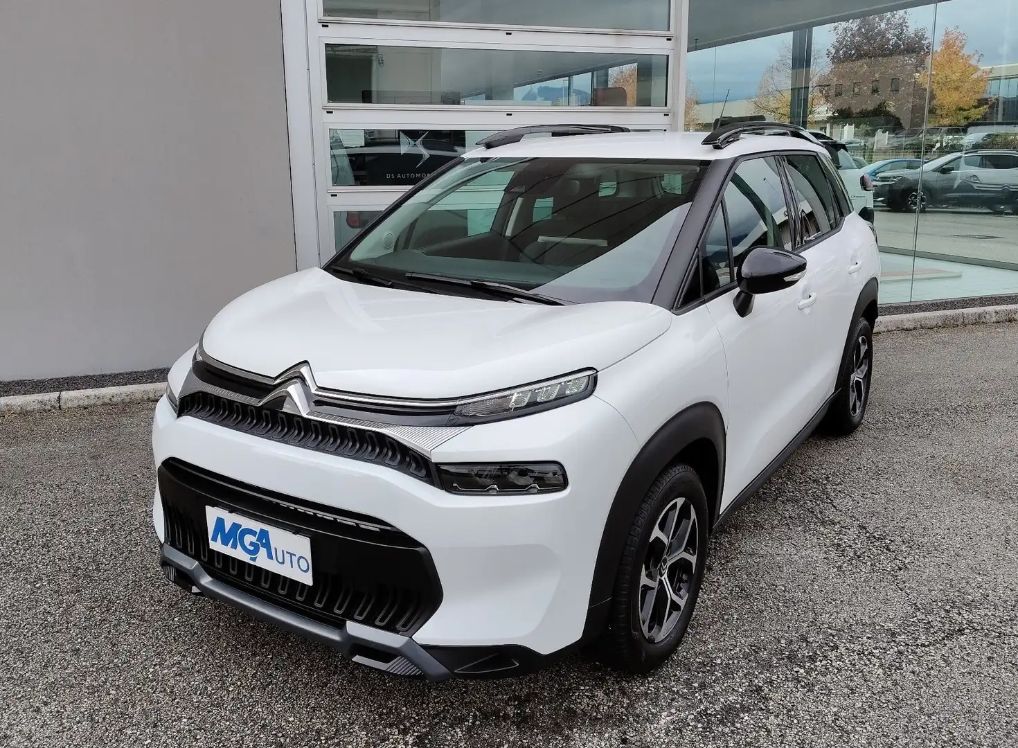 Citroen C3 Aircross C3 Aircross 1.2 puretech Max s&s 110 cv Bianco - 1