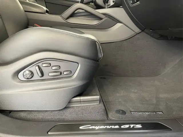 Porsche Cayenne GTS Coupe 4+1 Burmester+Nacht+AHK+22+PDCC+18Weg... Ansicht 20
