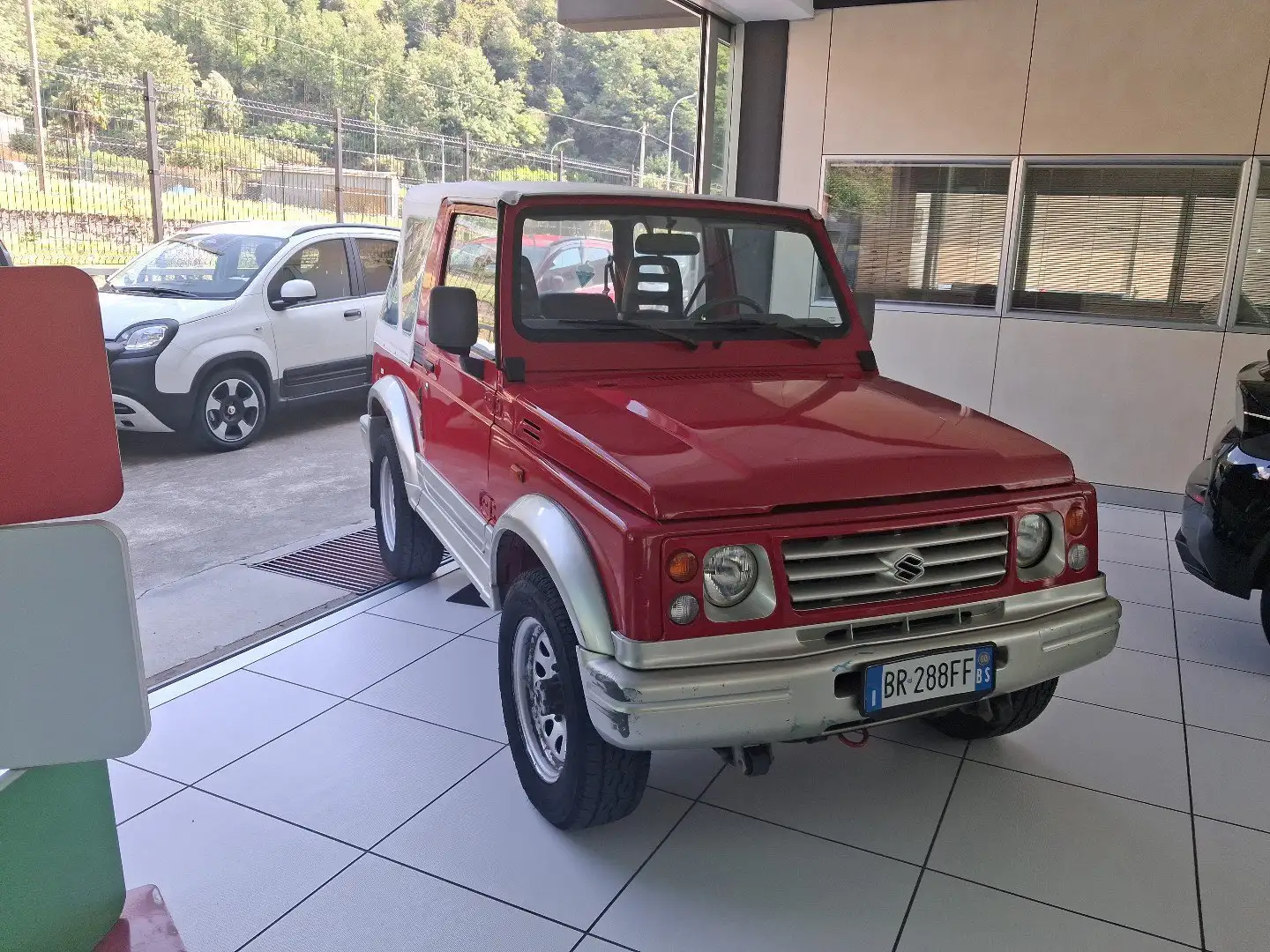 Suzuki Samurai Samurai 1.3i cat Cabriolet De Luxe S Rouge - 2