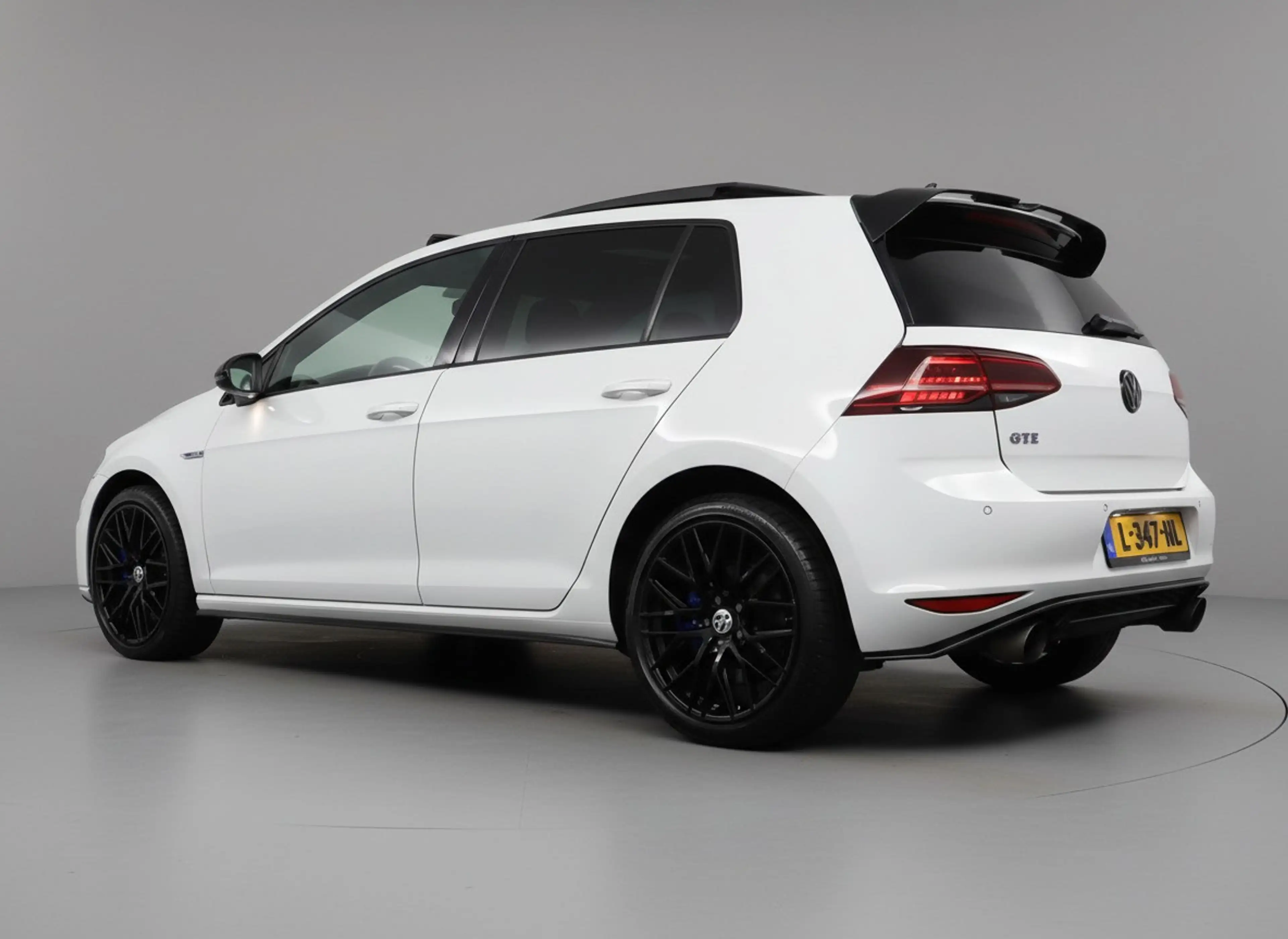 Volkswagen Golf GTE 1.4 TSI 7.5 Executive Plus - SOH 91% | Panorama | — photo 4