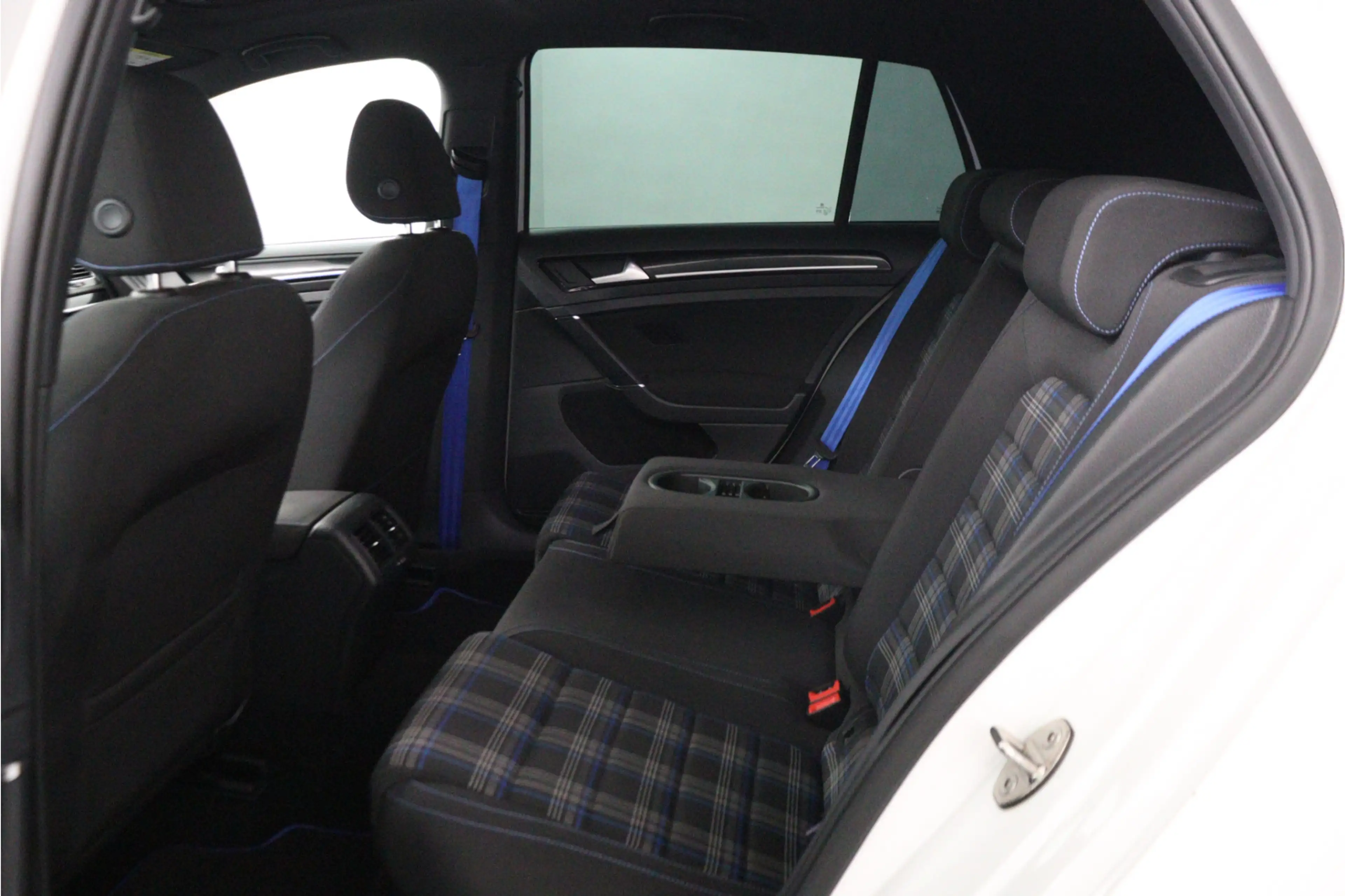 Volkswagen Golf GTE 1.4 TSI 7.5 Executive Plus - SOH 91% | Panorama | — photo 13