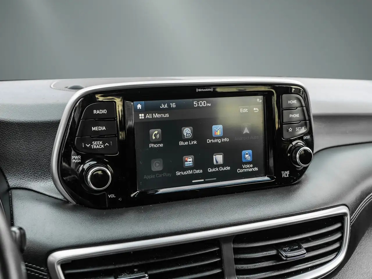 Hyundai TUCSON photo Hyundai TUCSON
