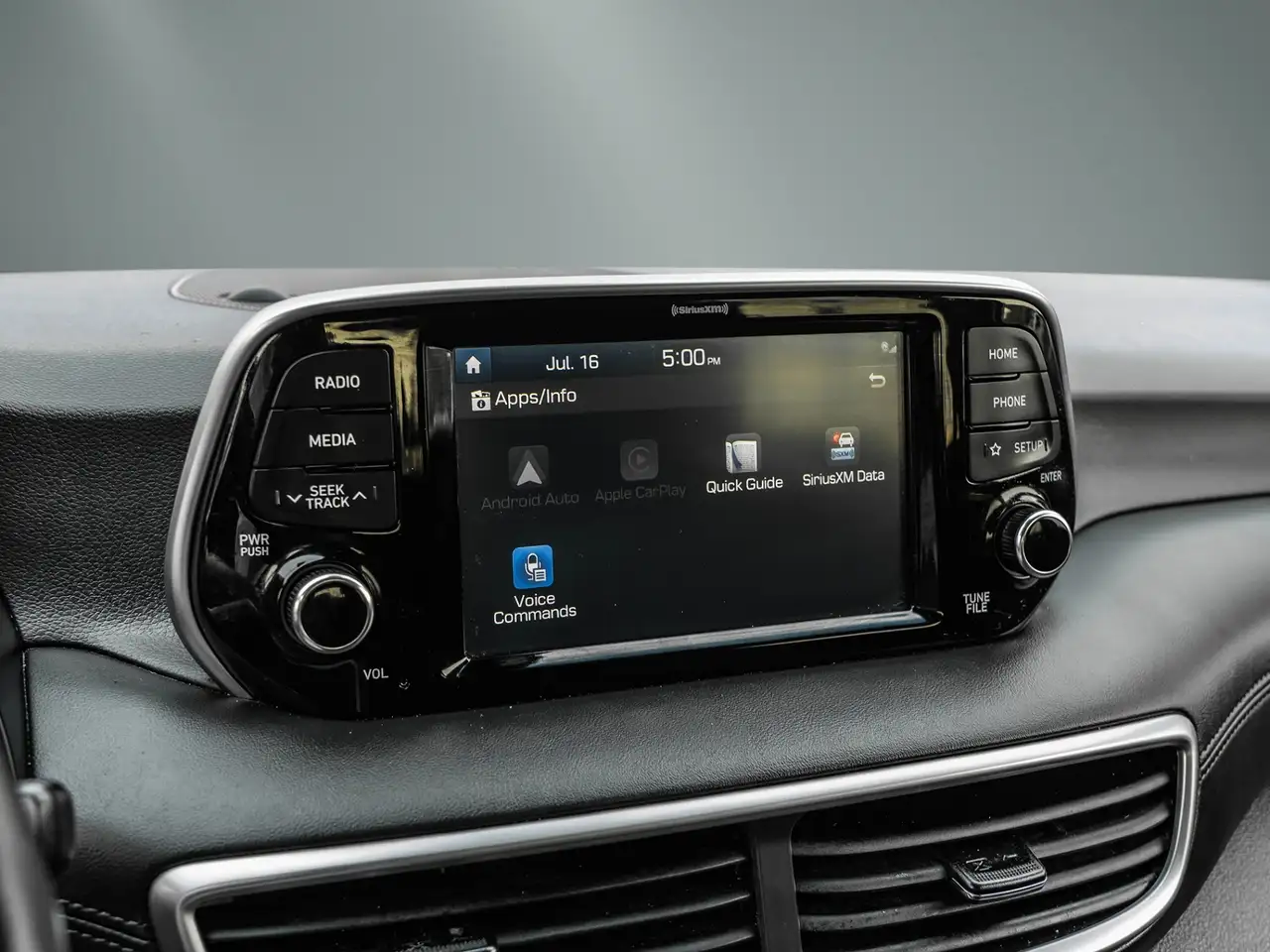 Hyundai TUCSON photo Hyundai TUCSON